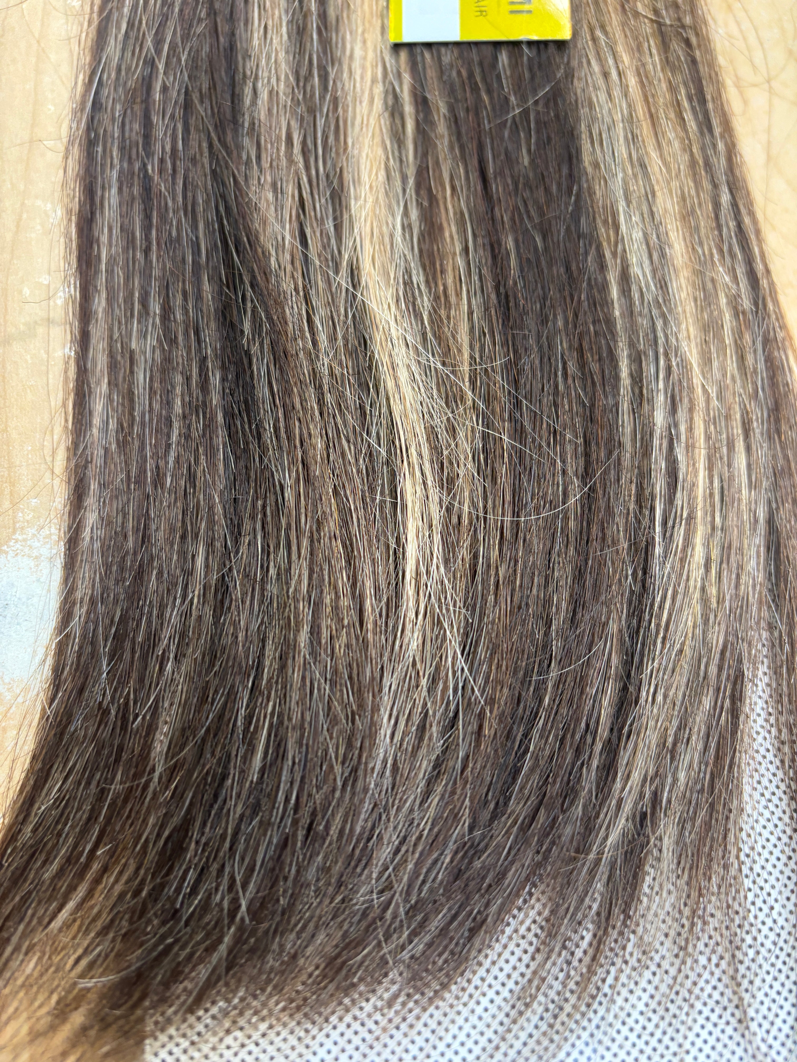 OUTRE VELVET REMI YAKI WEAVE 12" / COLOR #C4/27