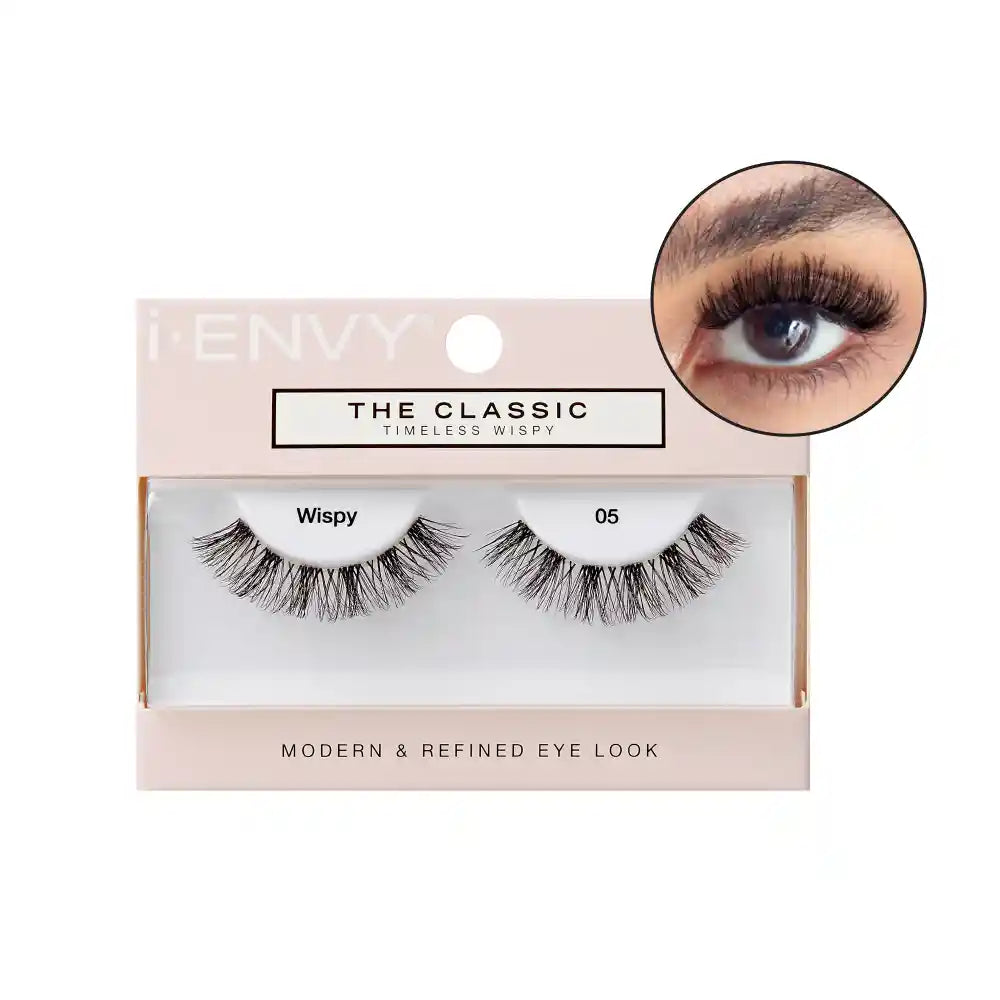 Classic Timeless Wispy Lashes - ITC05