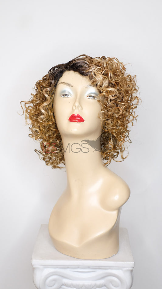 SIGNATURE WIG N.VOXY WIG