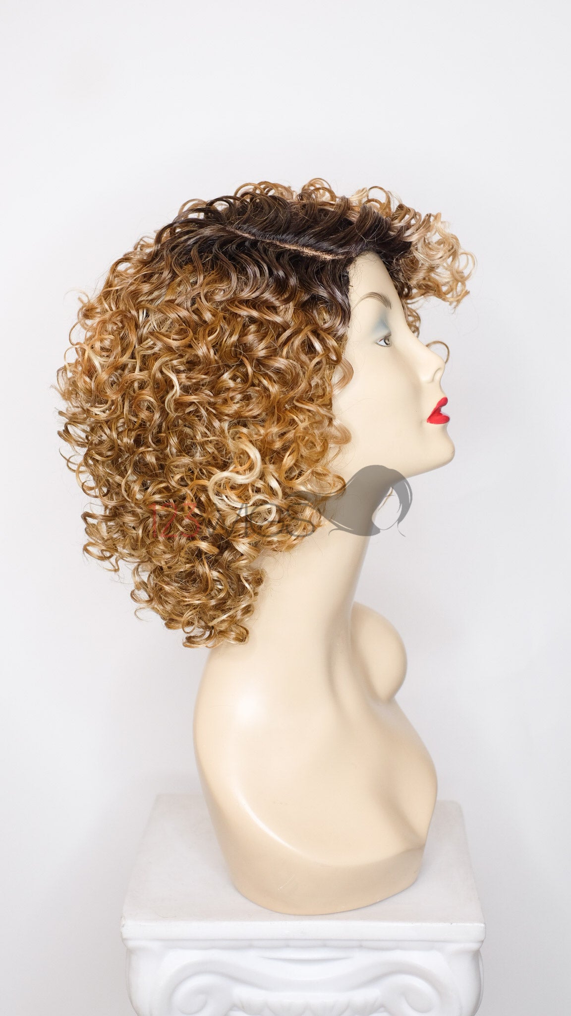 SIGNATURE WIG N.VOXY WIG