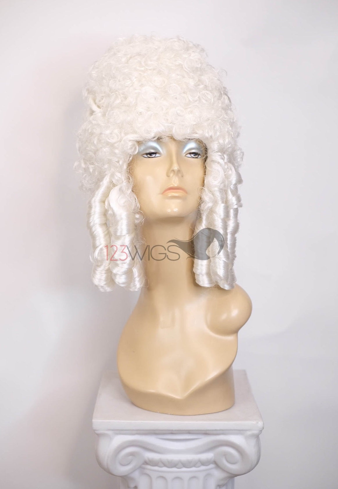 MARIE ANTOINETTE III WIG LW562